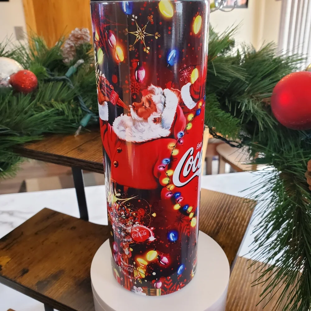 Santa Coca Cola Christmas 20oz Tumbler with duo lids 🎉sale
